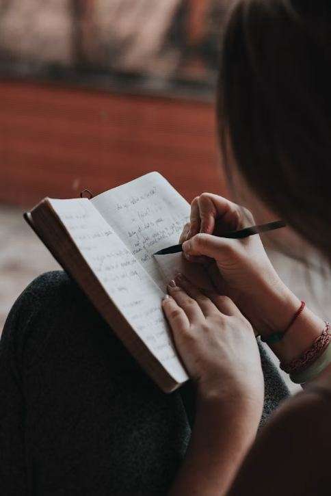 diário de gratidão: caderno aberto para escrever todos os dias