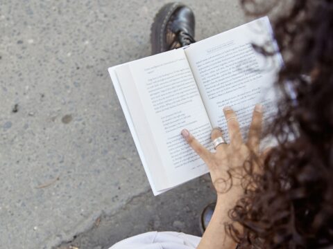 Por Que Nós Dormimos Vale a Pena? Review Honesto do Livro (Nota 7,5/10)